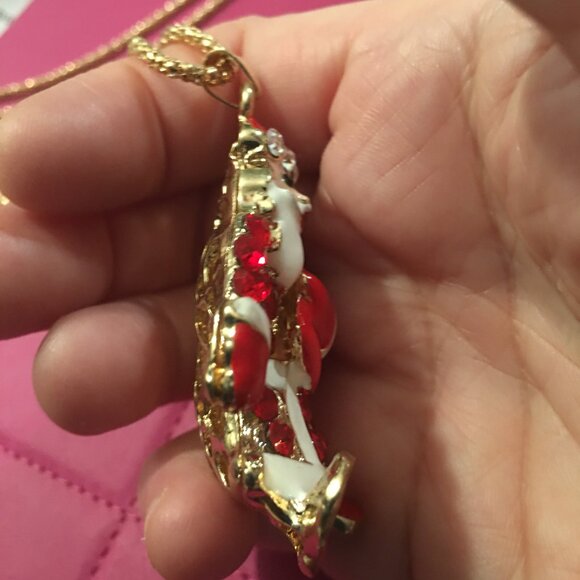 Santa & Toy Bag Christmas Necklace - costume Jewelry Drawer 6 - Picture 4 of 7